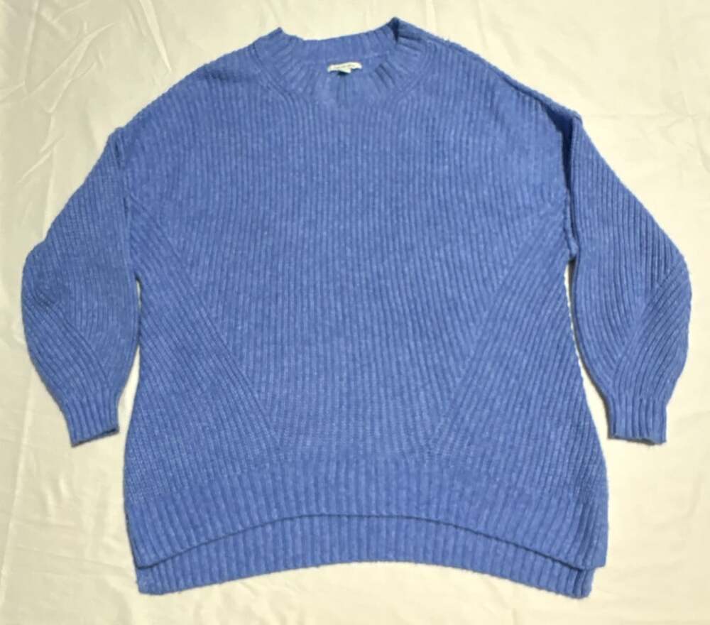 American Eagle Crew Neck Sweater Size L Blue Ribbed Knit Oversized